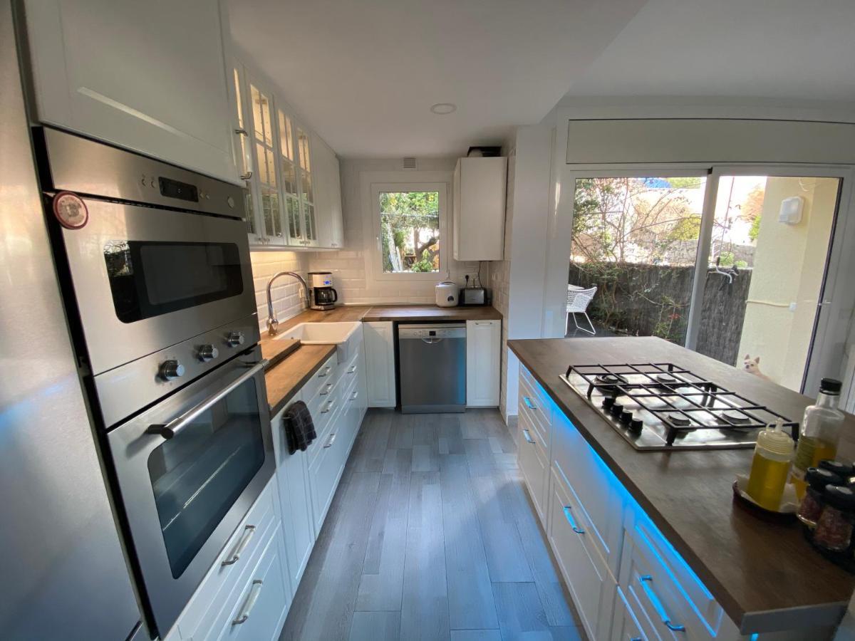 Casa En Masnou Junto A Playa Y Tren Villa Ngoại thất bức ảnh