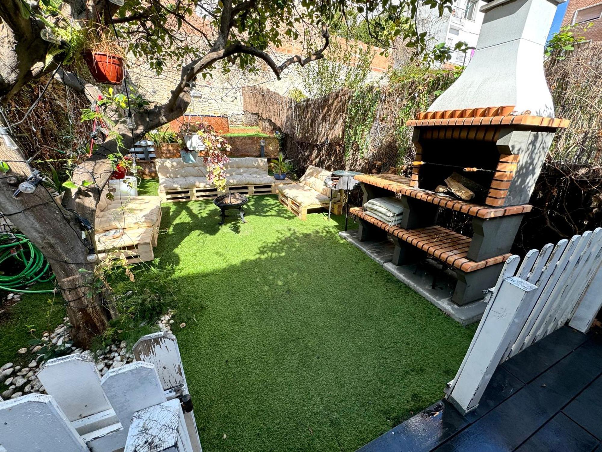 Casa En Masnou Junto A Playa Y Tren Villa Ngoại thất bức ảnh