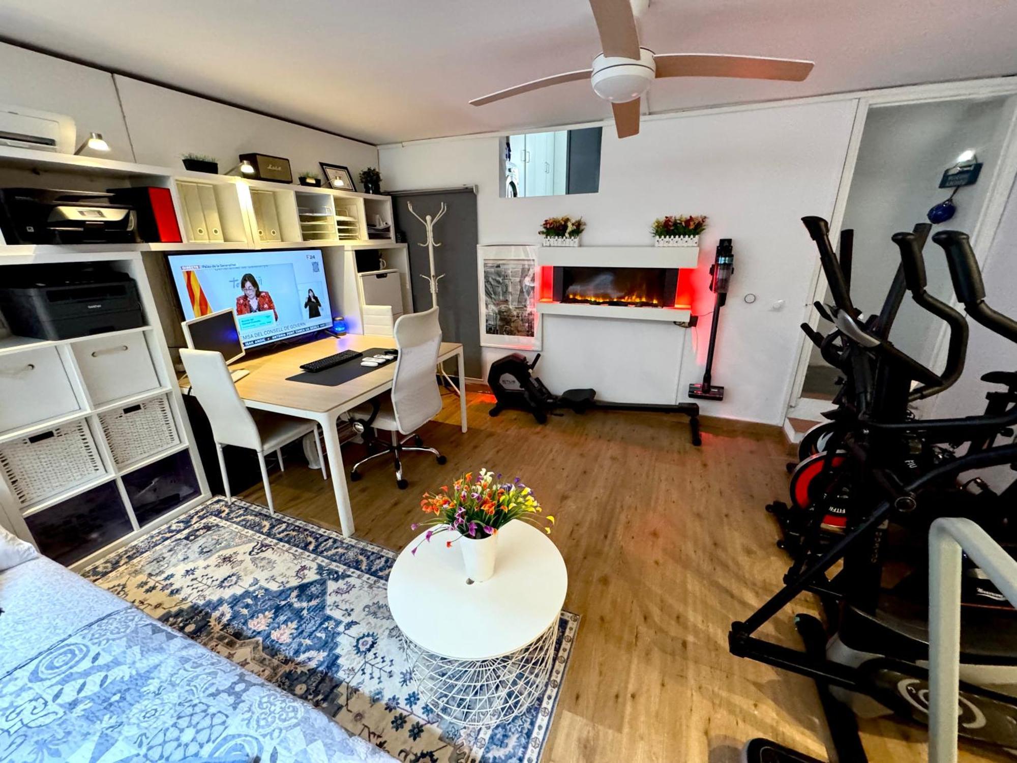 Casa En Masnou Junto A Playa Y Tren Villa Ngoại thất bức ảnh