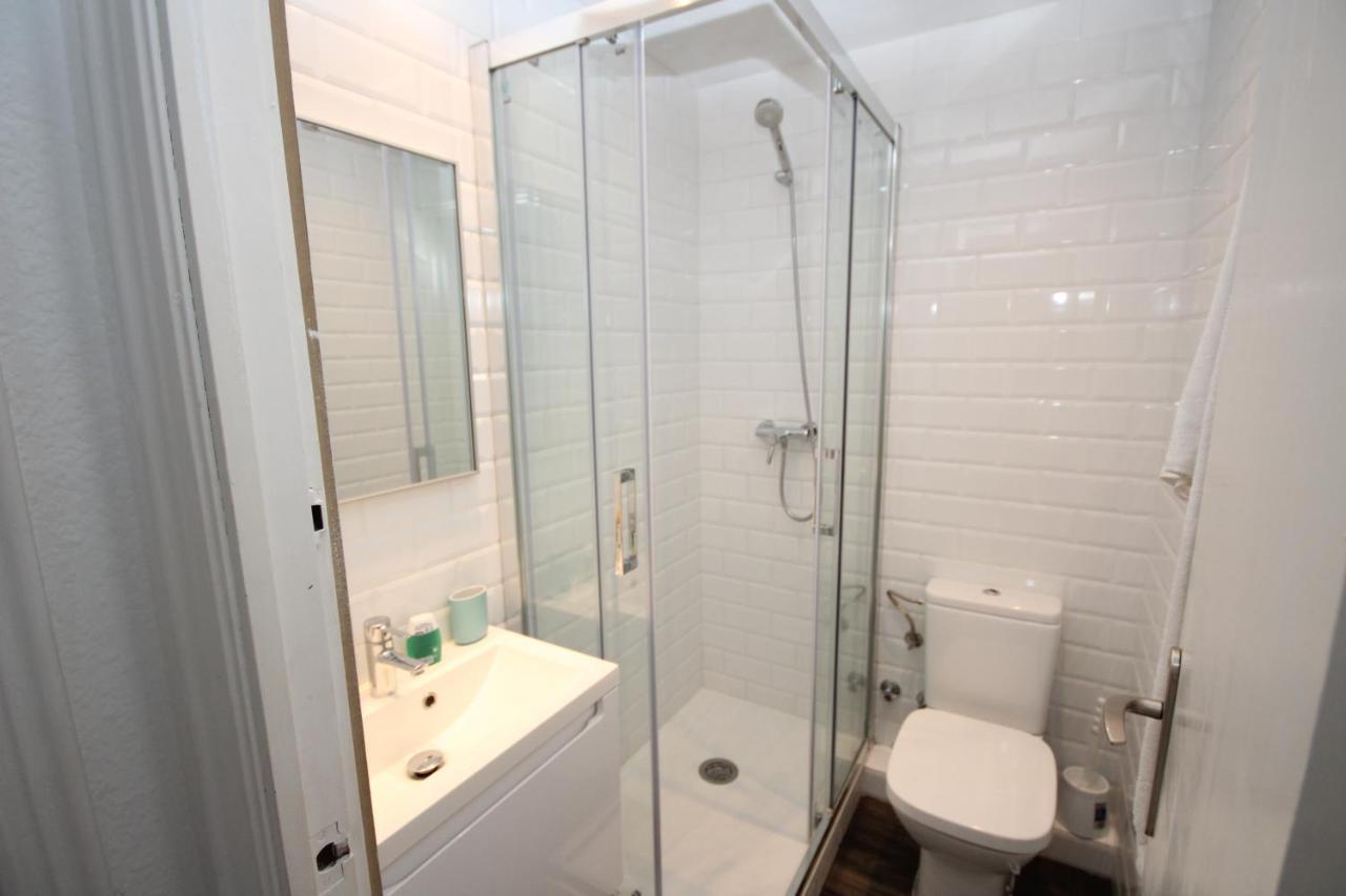 Casa En Masnou Junto A Playa Y Tren Villa Ngoại thất bức ảnh